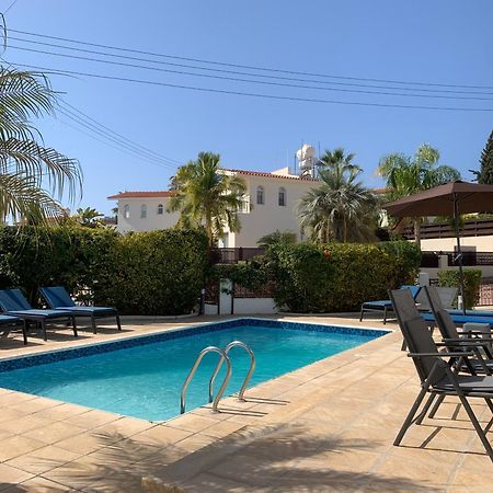 Coral Bay Sunbeam Villa Buitenkant foto